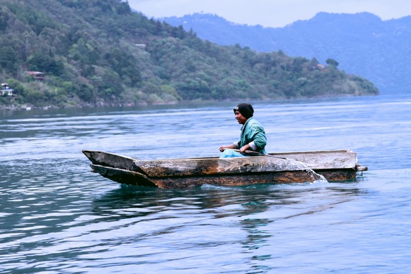 En Lago de Atitlan, Guatemala by AIReStudios